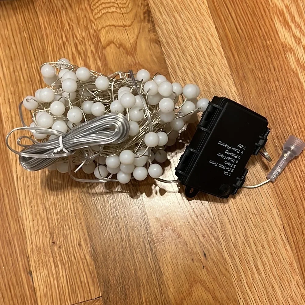 NWT Anthropologie Terrain Stargazer Snowberry Garland 15’